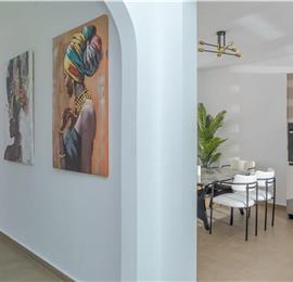 4 bedroom villa with pool by the sea, near Corfu town, sleeps 8